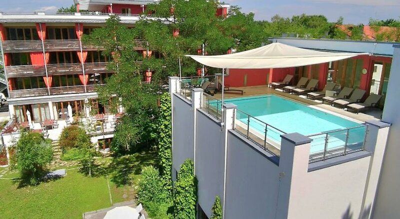 Bio Thermalhotel Falkenhof 1