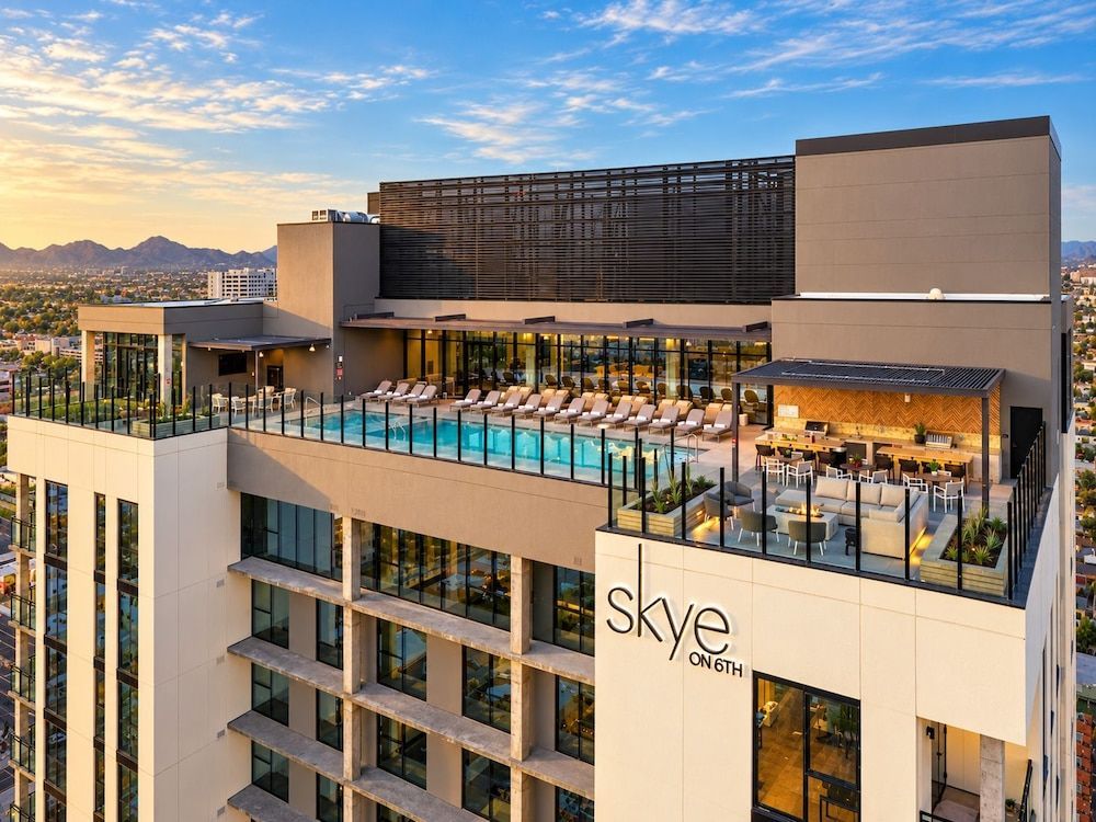 Global Luxury Suites at Downtown Phoenix 1