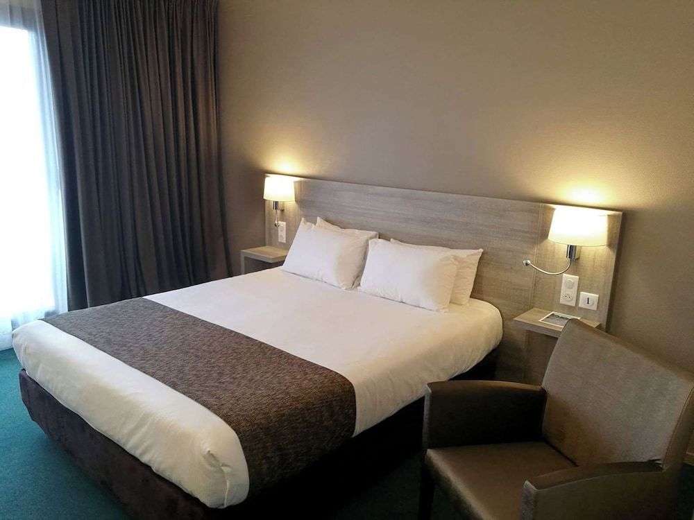 Brit Hotel du Lac 2