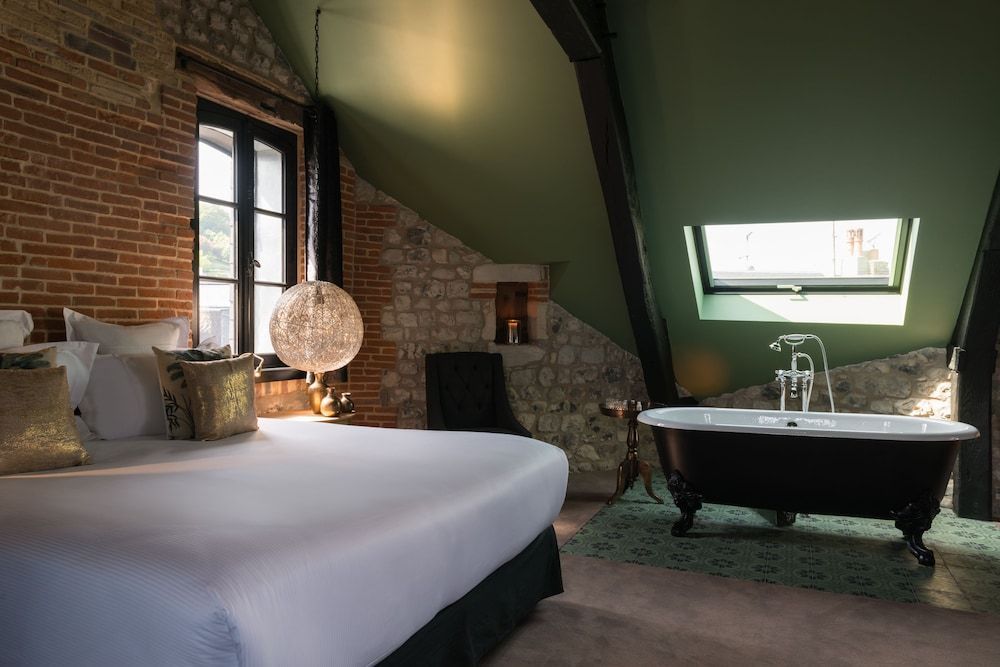 Les Maisons de Léa & Spa 1