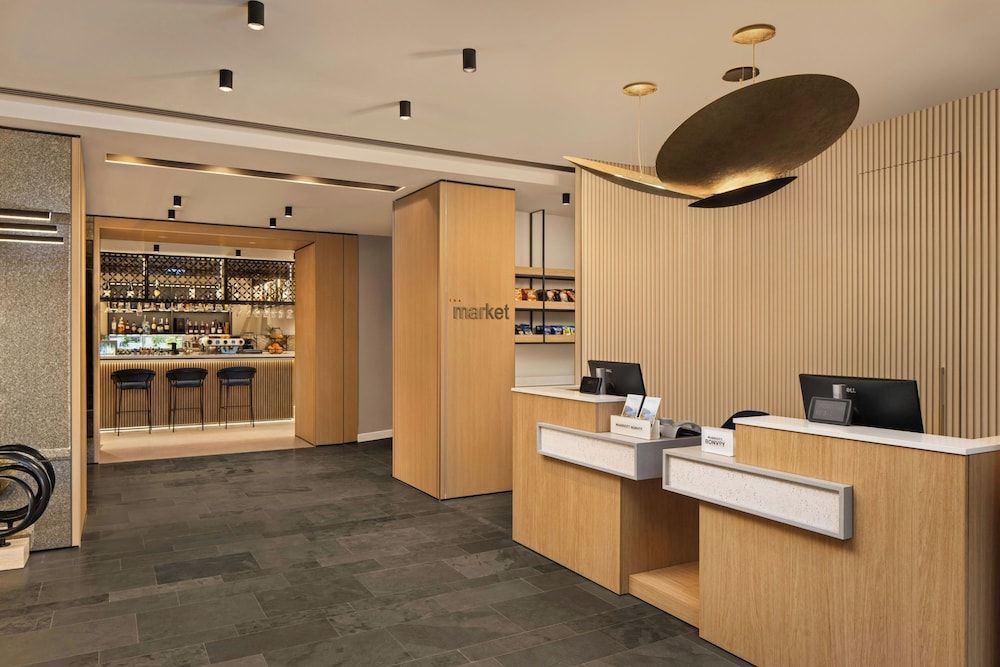 Courtyard by Marriott Downtown Sibiu 2