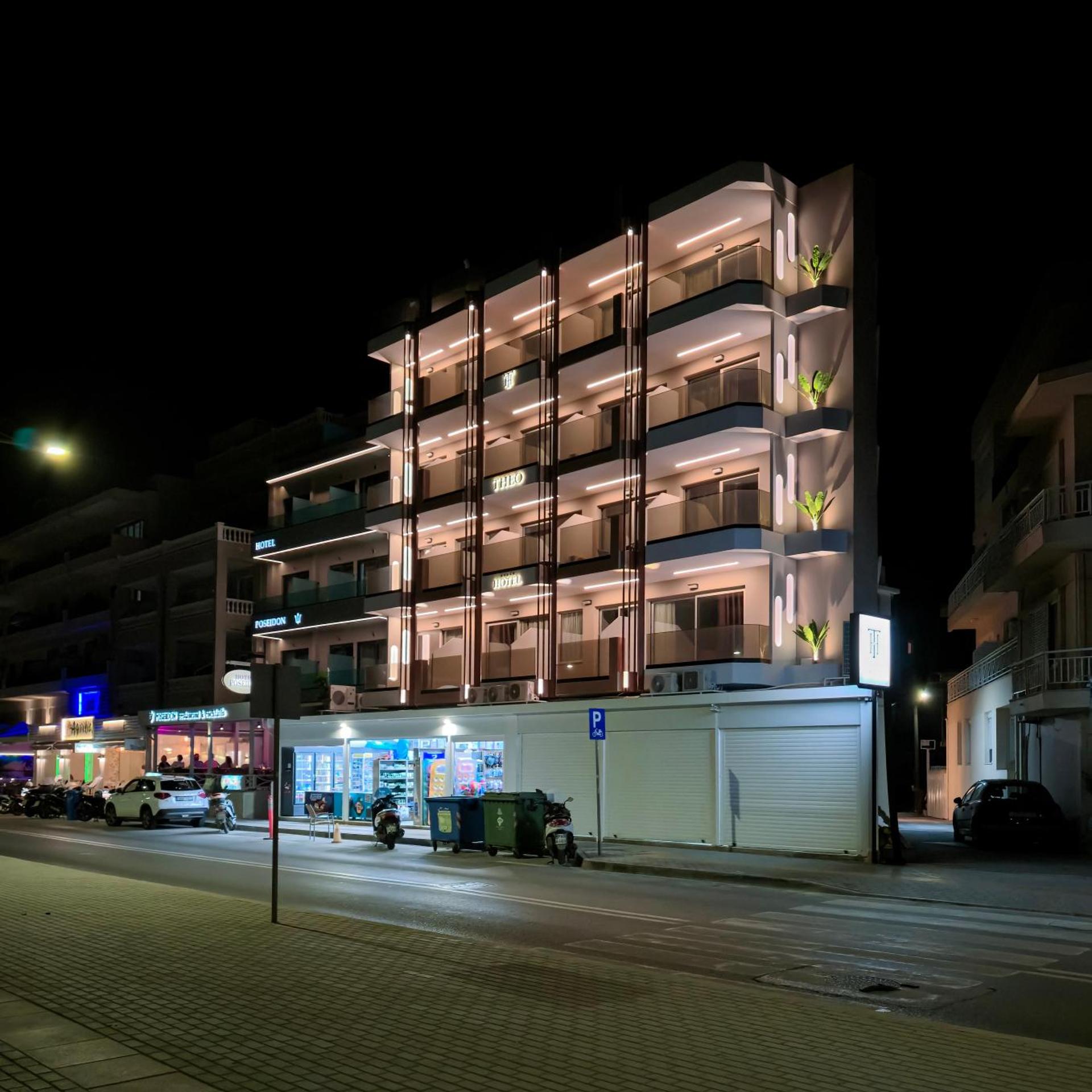 Theo Beach Hotel Apartments 1