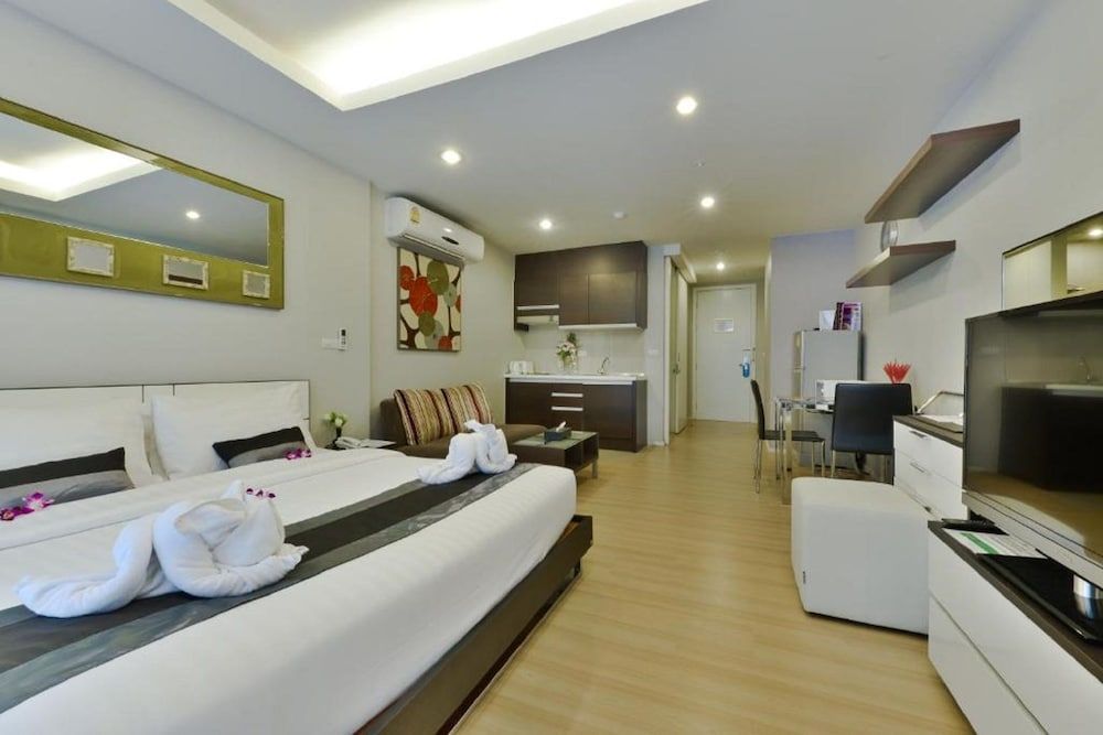 Icheck Inn Residence Sukhumvit 1 1