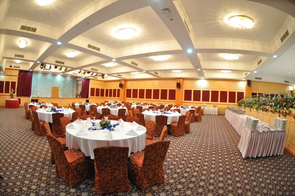 Swiss International Palace Hotel – Manama 1