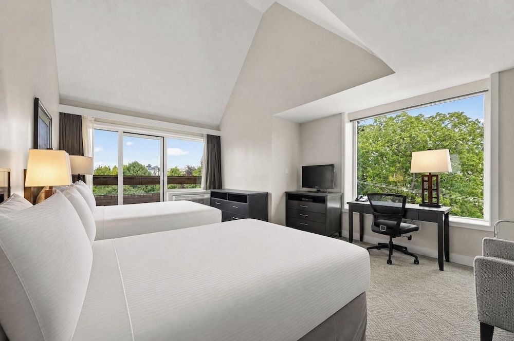 The Embassy Inn 1