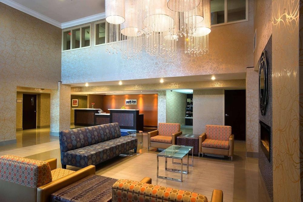 Park Inn By Radisson Toronto - Markham 1