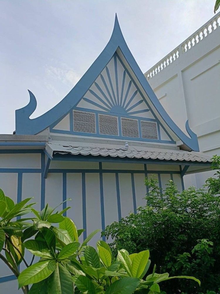 Baan Debtida 1