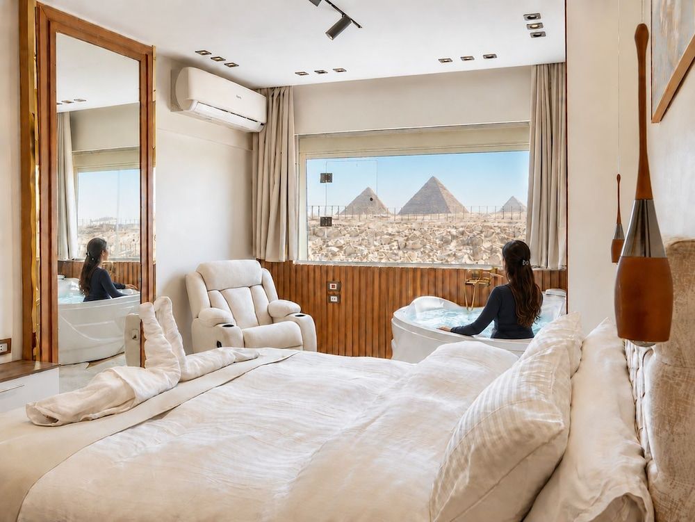 Shiny Pyramids Boutique Hotel 1