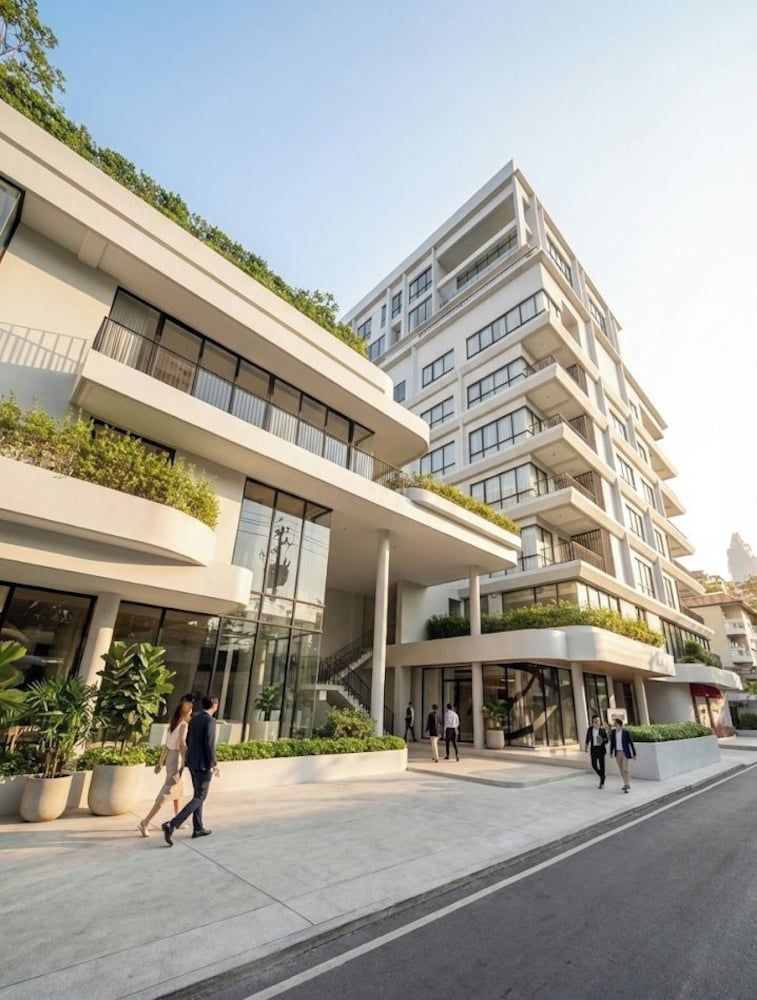 Sathorn 111 1