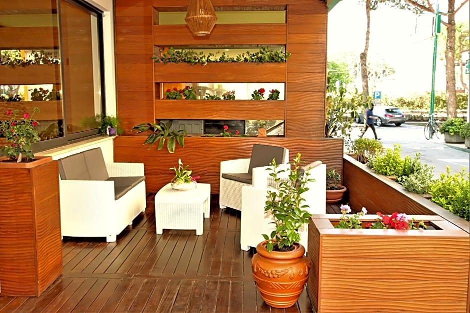 Residence & Suites 1
