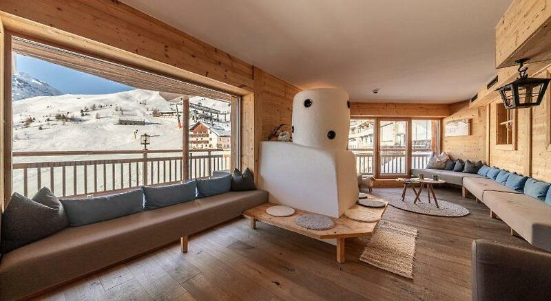 Hotel Alpenfriede 2