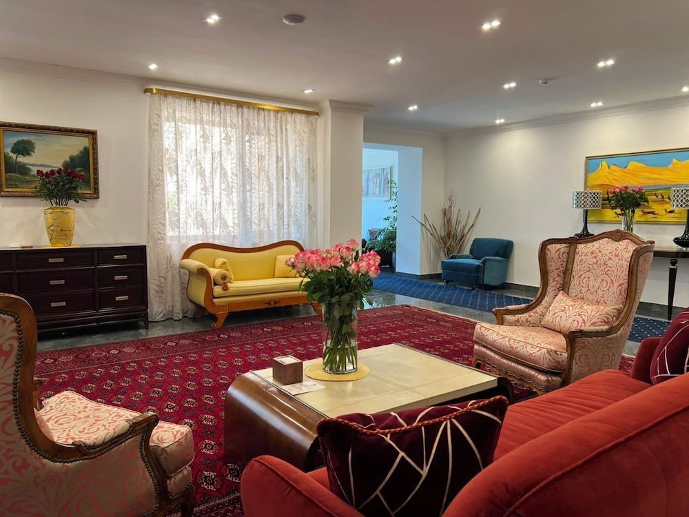 Plaza Viktoria Hotel Yerevan 1