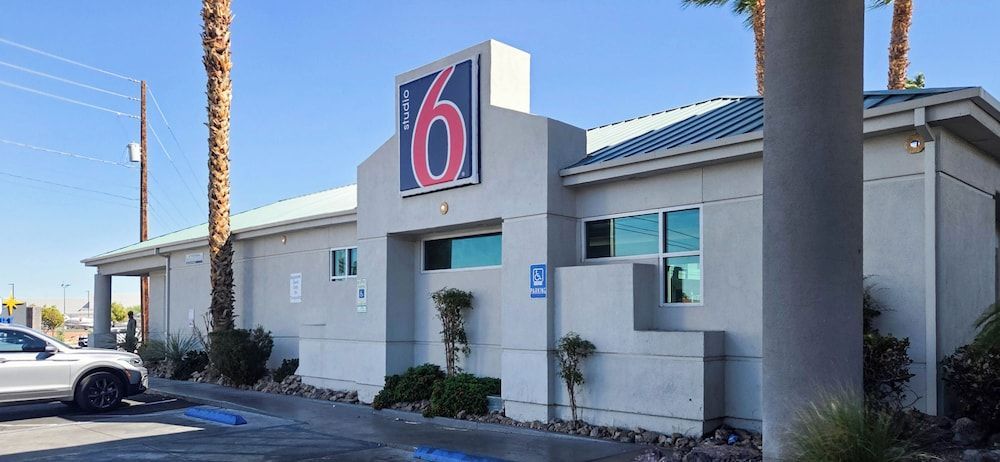 Studio 6 Suites Las Vegas, NV - Tropicana 1
