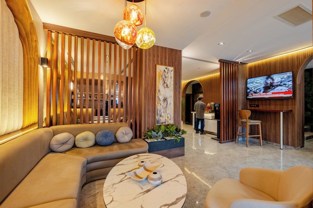 Garner Hotel Istanbul - Airport Arnavutkoy by IHG 1