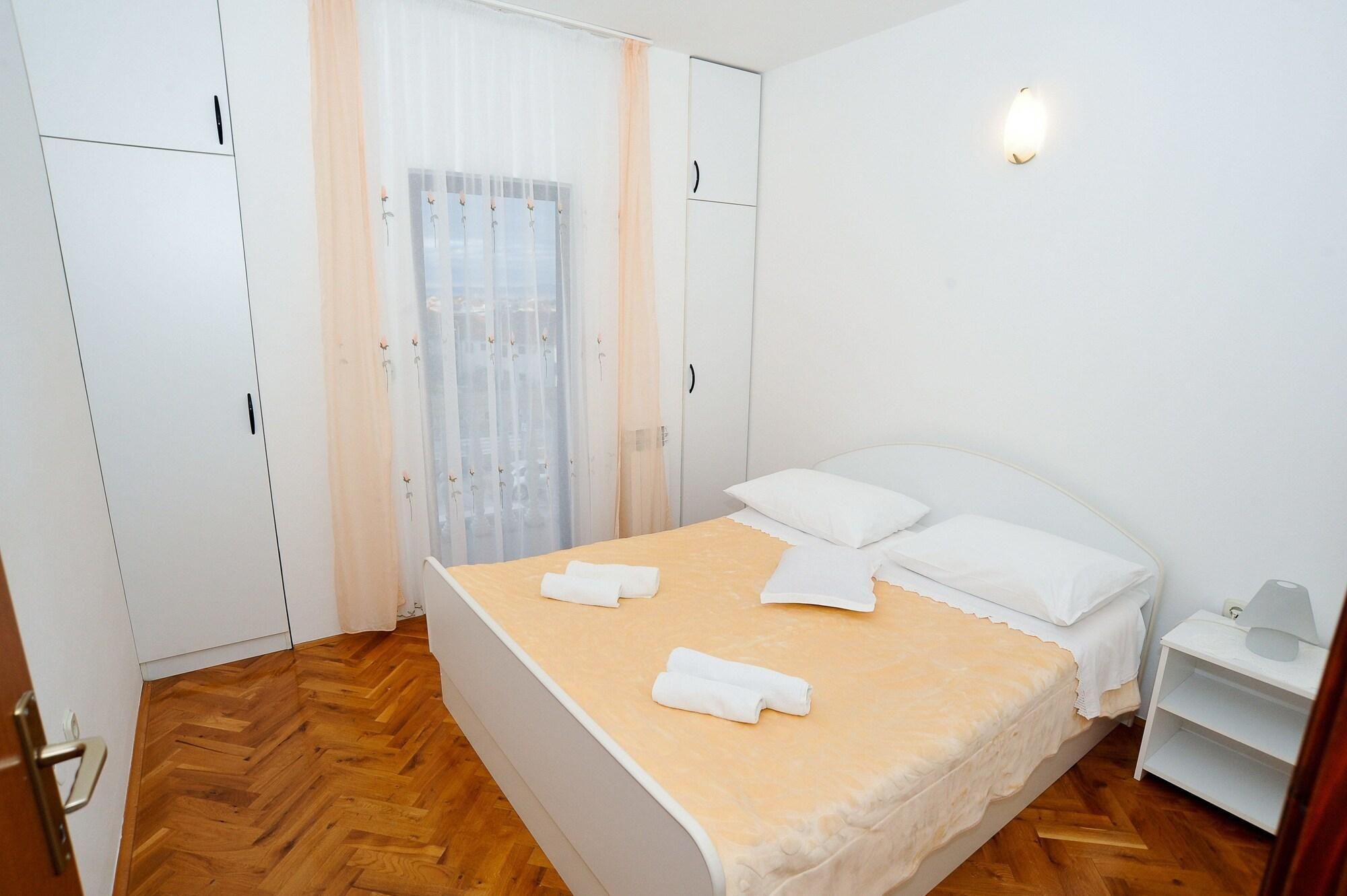 Guest House Krševan 1