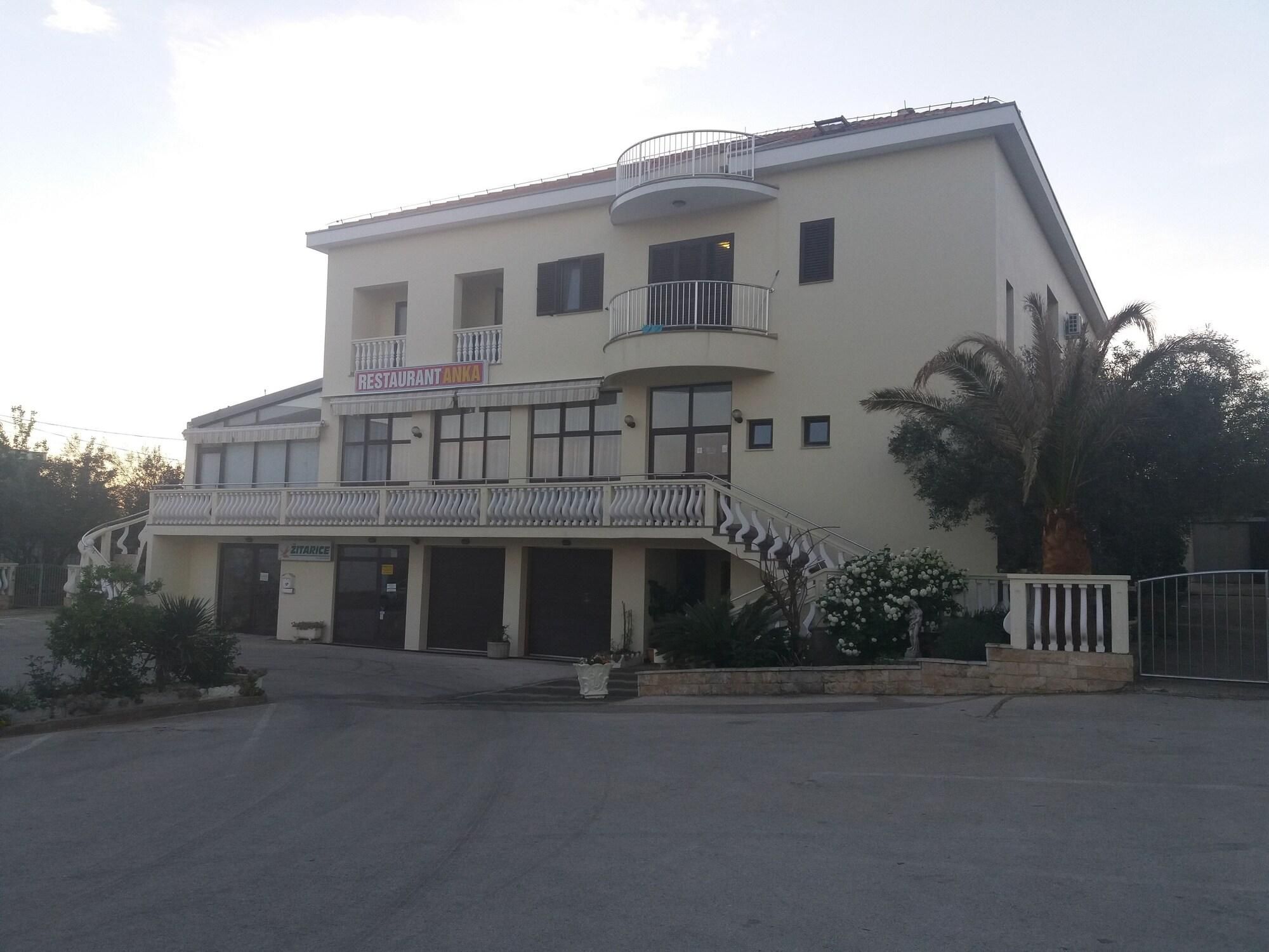 Guest House Krševan 2