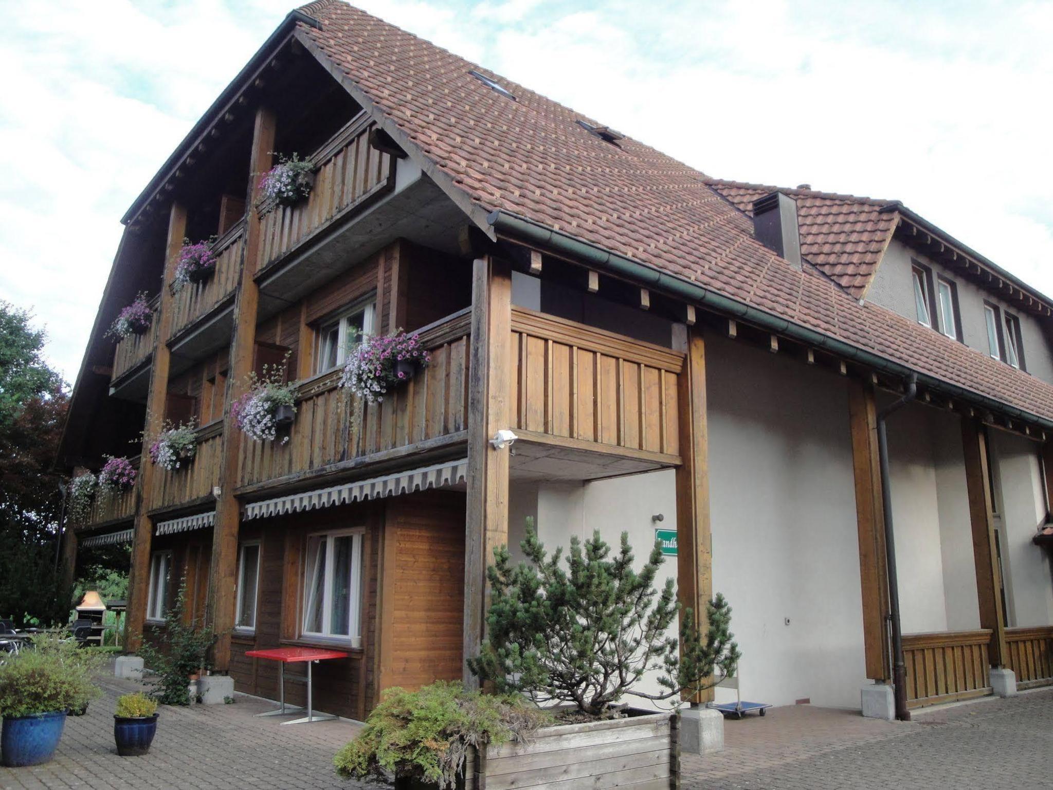 Gemeinschaftshaus im Oberdorf 1