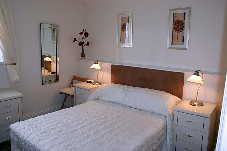 Beachcomber Hotel 2