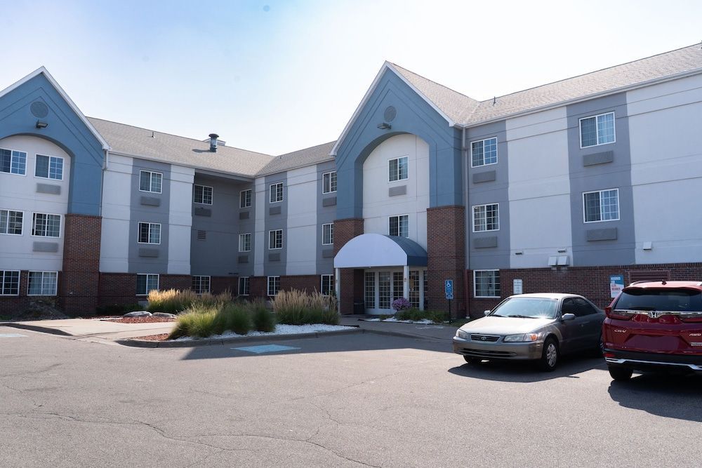Coratel Suites Extended Stay MSP Airport Minneapolis Richfield 1