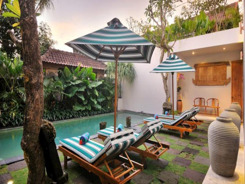 Room & Vespa 1 - Stay Central Seminyak Near Beach 2
