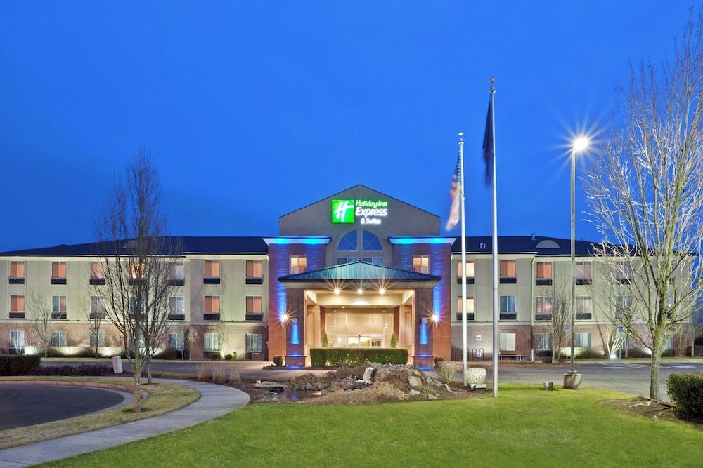 Holiday Inn Express & Suites ALBANY OREGON by IHG 1