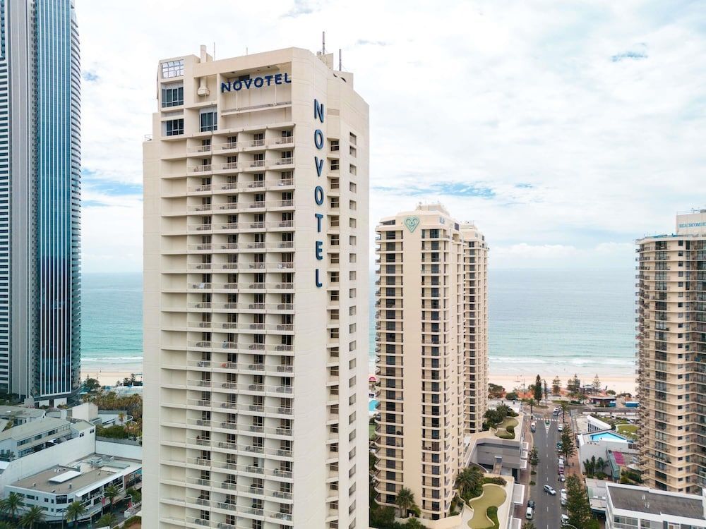 Novotel Surfers Paradise 1