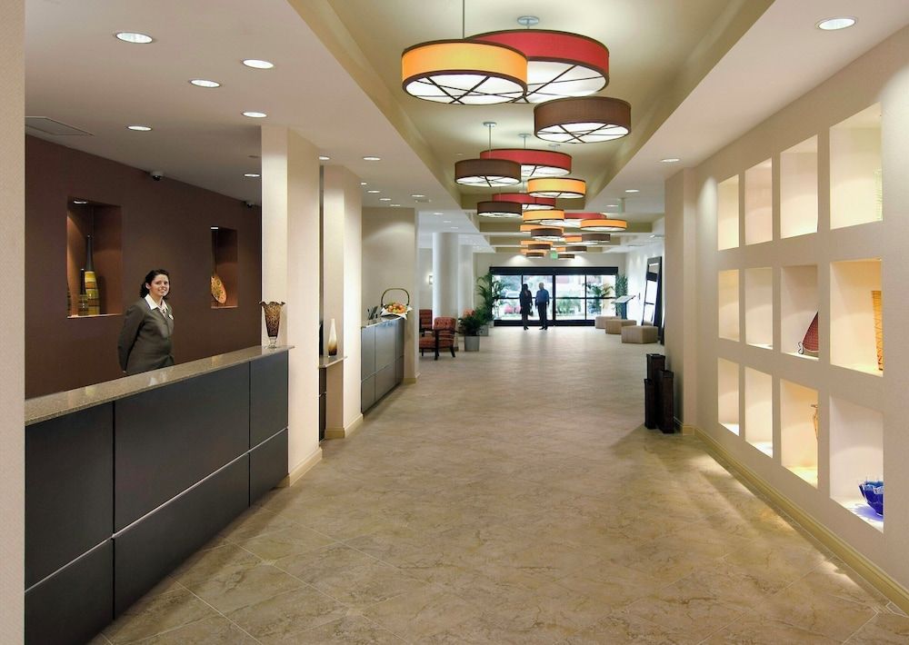 Crowne Plaza VENTURA BEACH by IHG 1
