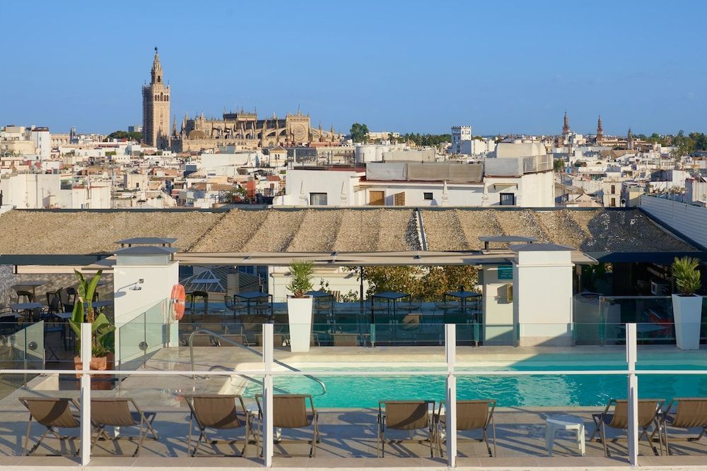 Hotel Bécquer 1