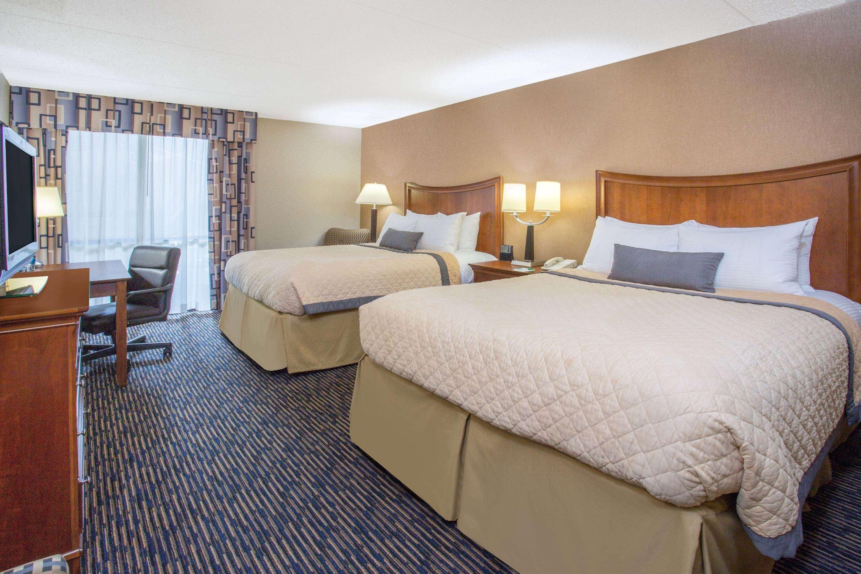 Urbana Hotel Conference Center 1