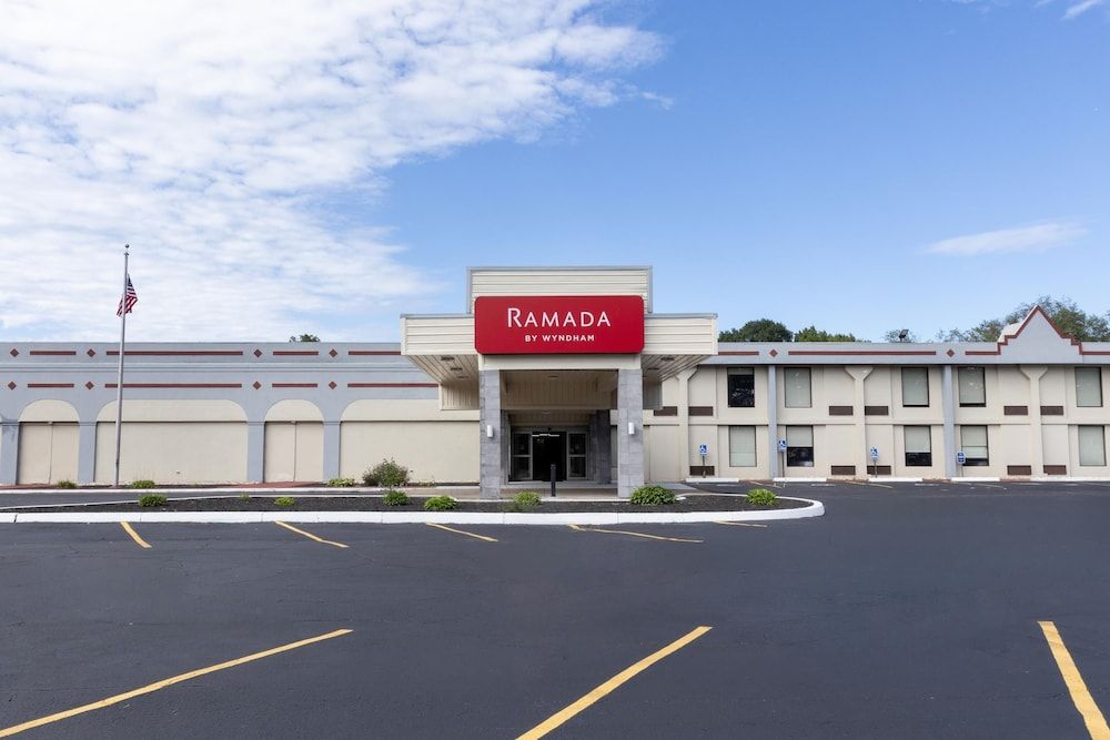 Ramada by Wyndham New Kensington 1