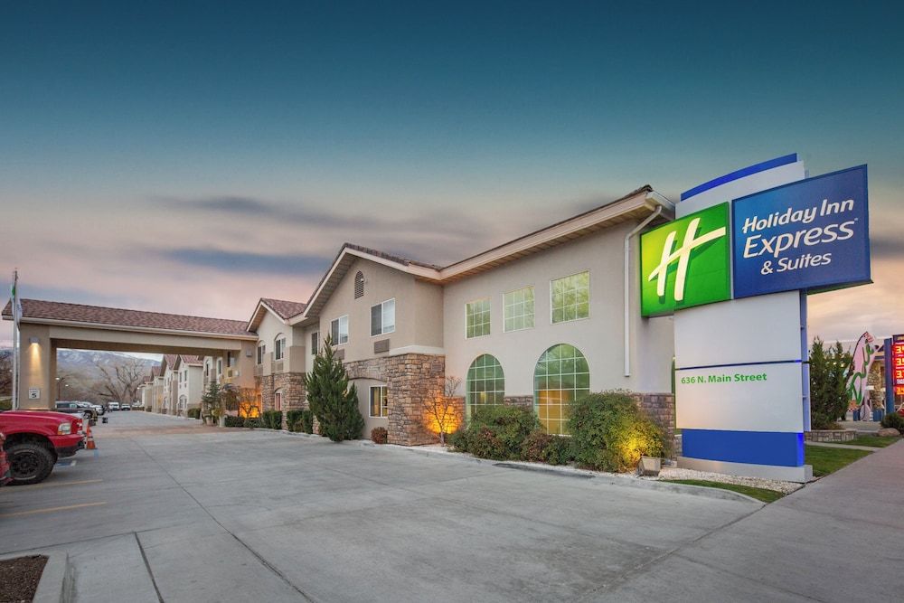 Holiday Inn Express & Suites BISHOP by IHG 1