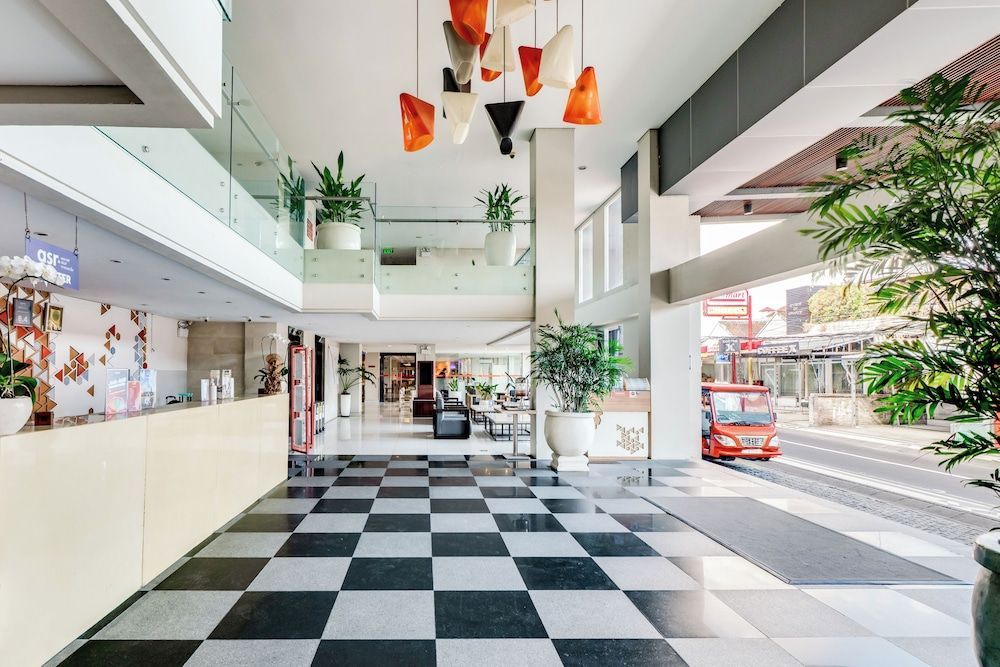 HARRIS Hotel Seminyak 2