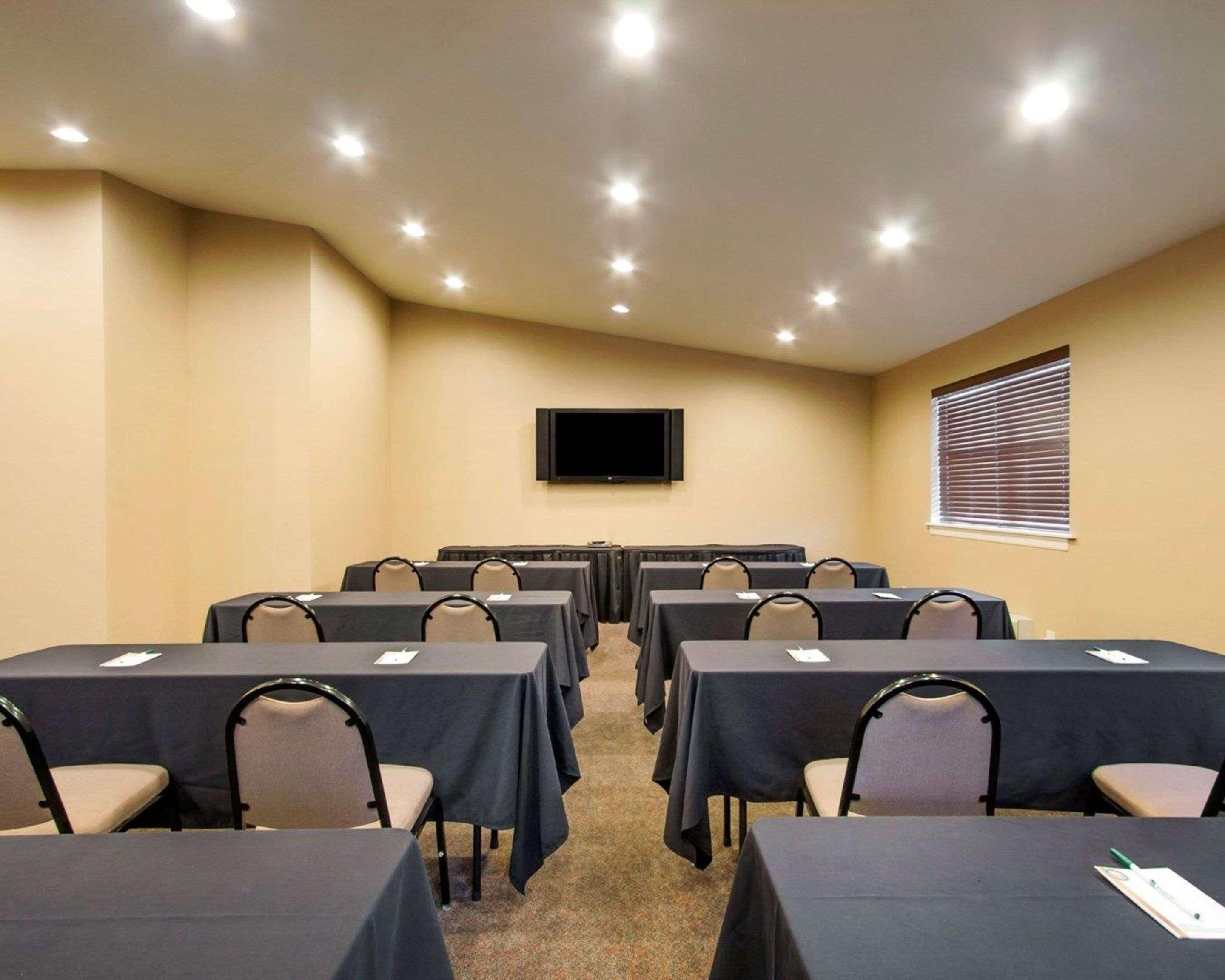 Garner Hotel Springfield North - Eugene by IHG 1