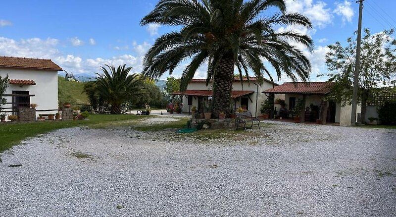 Poggio Baroni Agriturismo 2