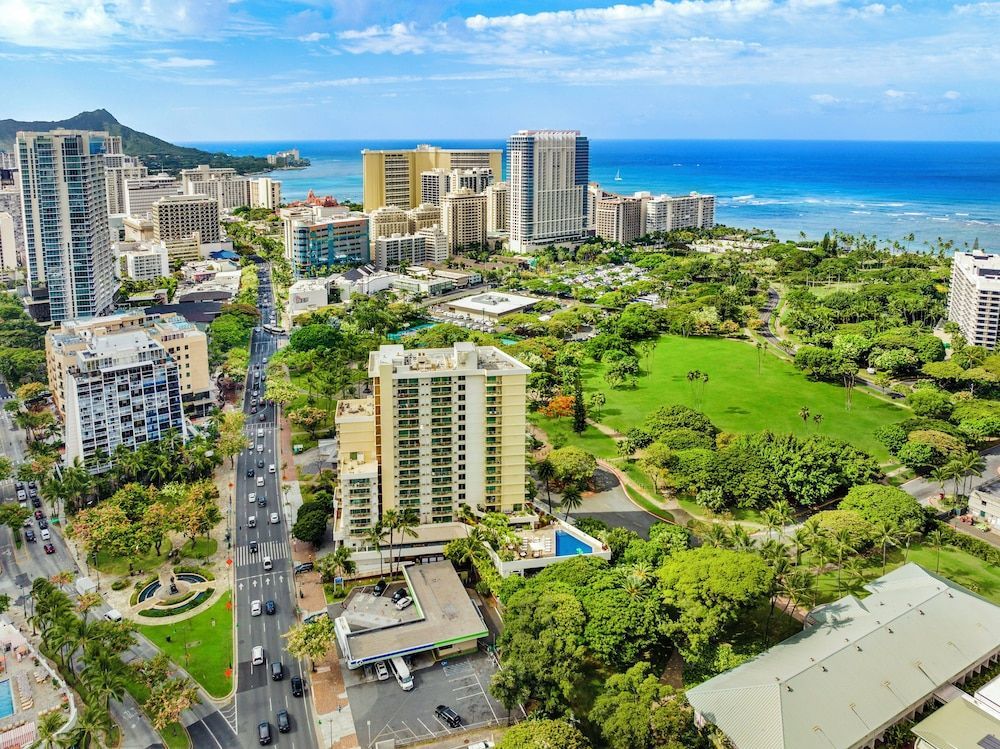 Luana Waikiki Hotel Studio 1