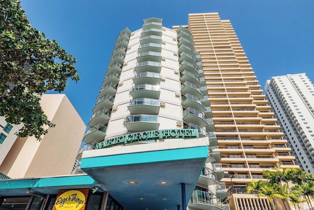 Waikiki Circle Hotel by Castle 1