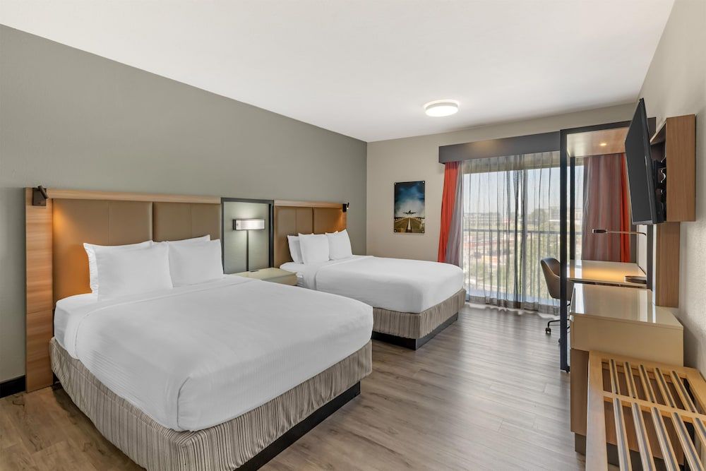 Best Western Plus Atlanta Airport East 1