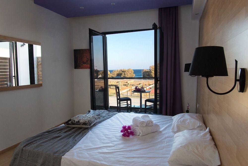 Ampelia Seaside Resort by Estia 2