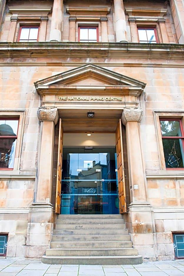 The Pipers' Tryst Hotel 1