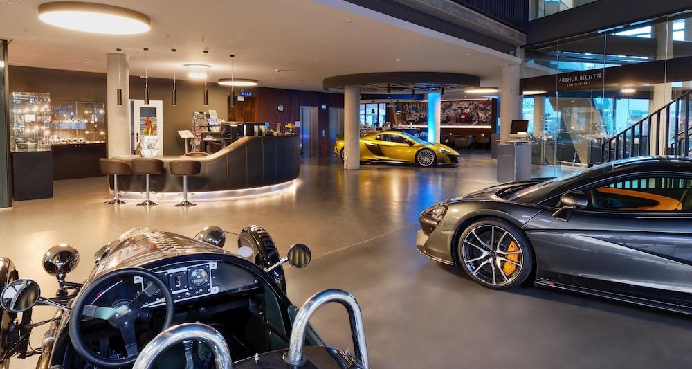 V8 HOTEL Motorworld Region Stuttgart 2