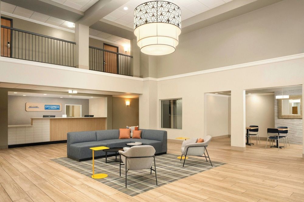 City Express by Marriott Danville 2