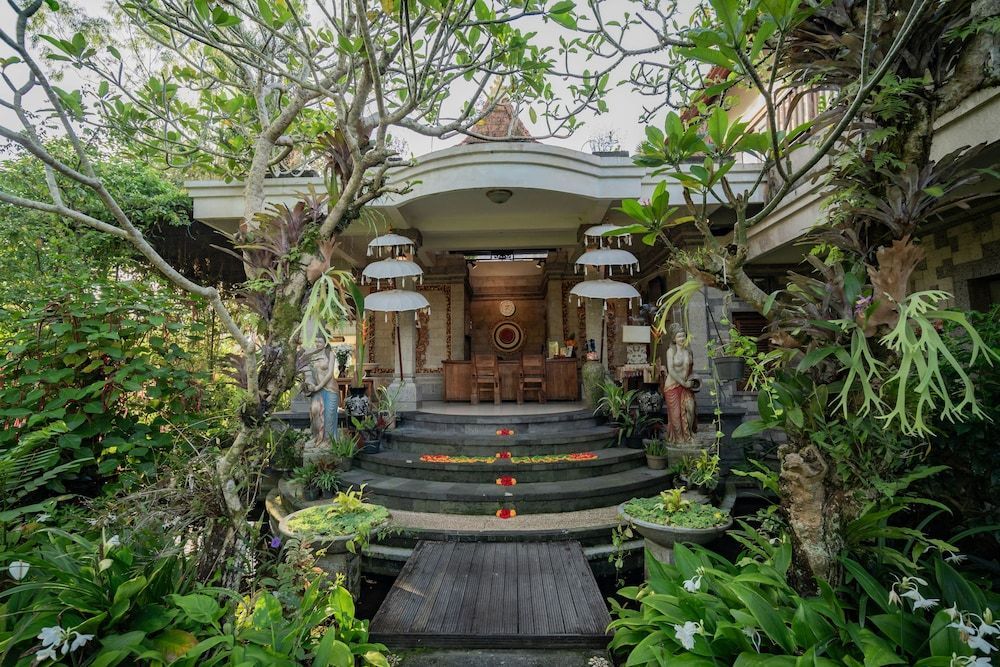 Om Ham Retreat and Resort 2