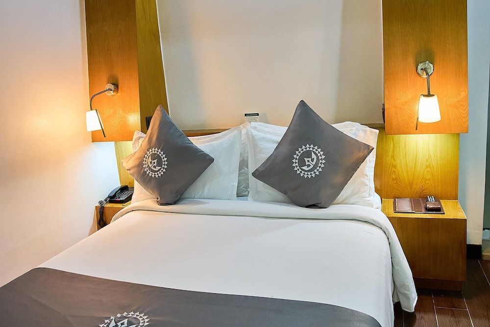 La Maison Royale - Westlands 1