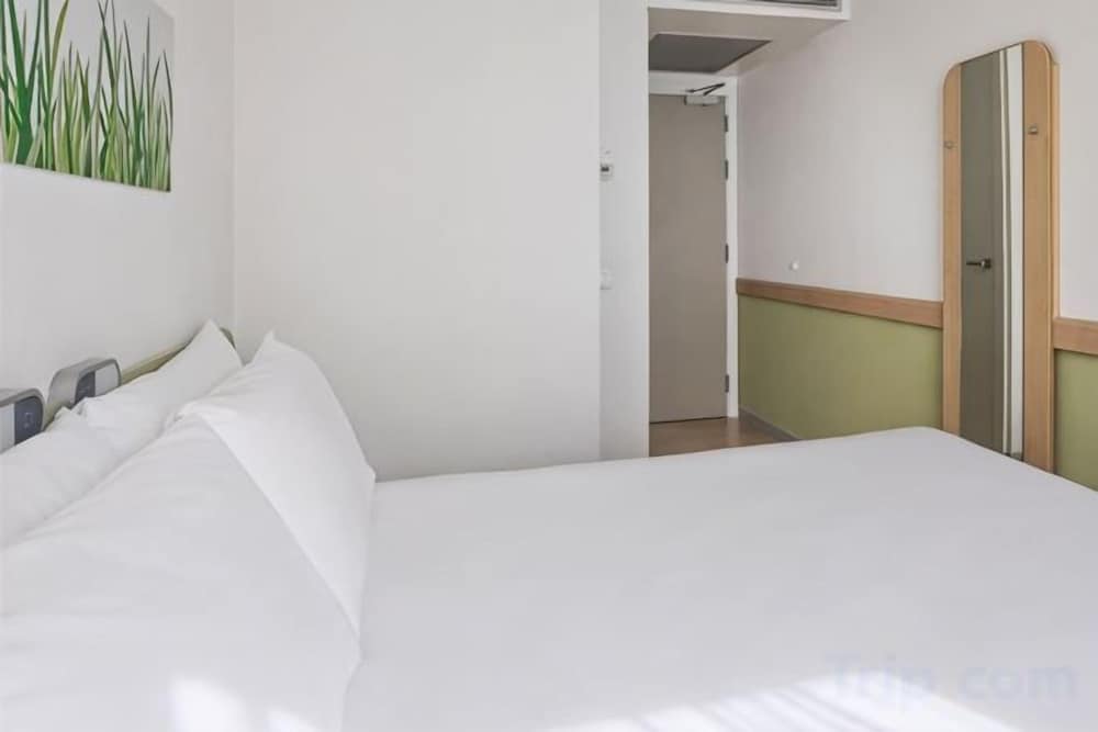 B&B HOTEL Zaragoza Plaza Mozart 1