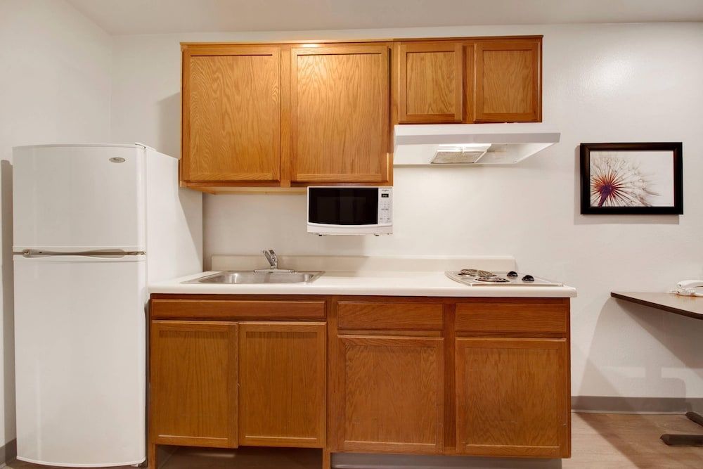WoodSpring Suites Conroe 1