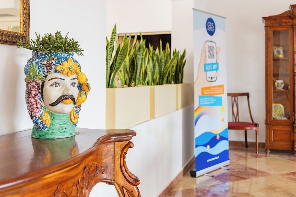 Delfino Beach - CDSHotels 2