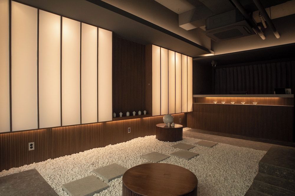 UH Suite The Myeongdong 2