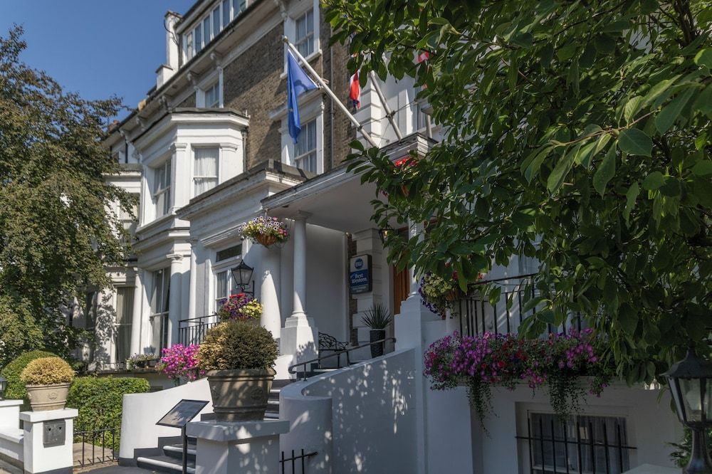 Best Western Swiss Cottage Hotel 1