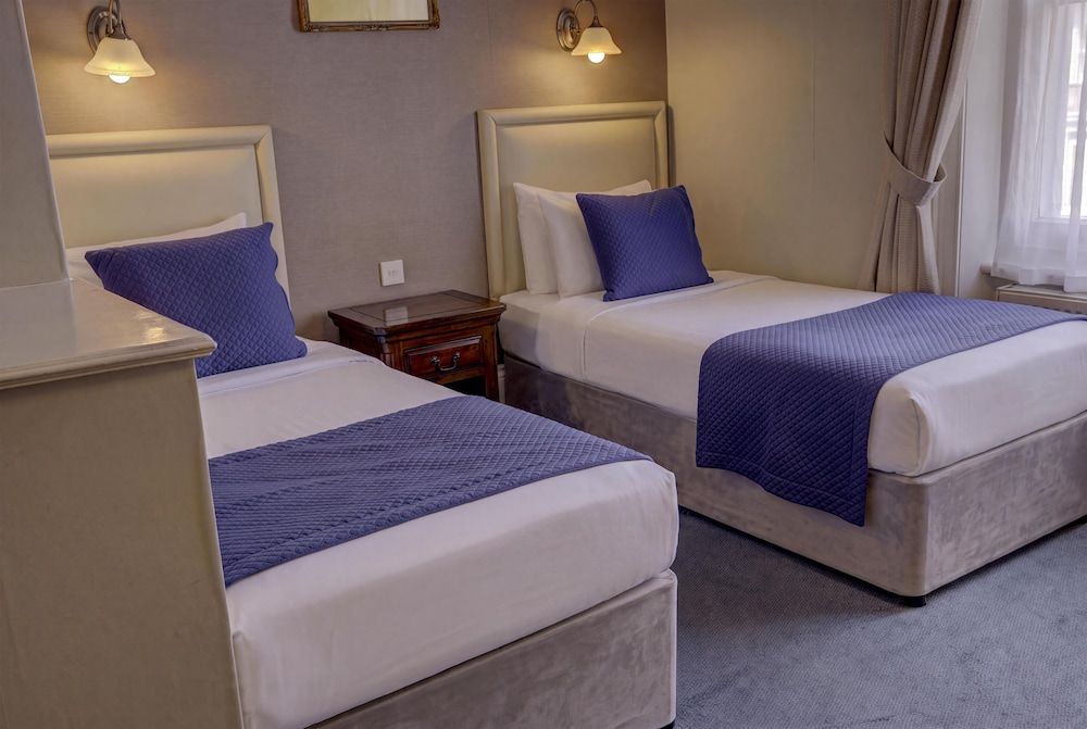 Best Western Swiss Cottage Hotel 2