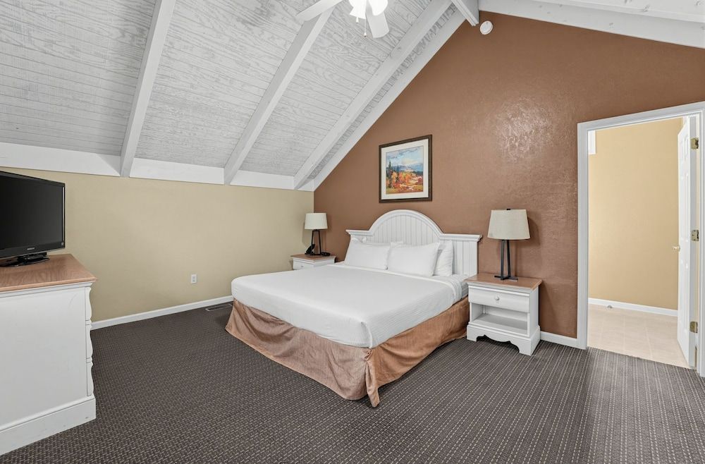 Sunrise Ridge Resort 2